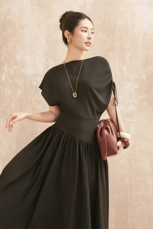 Sixdo Black Woven Flared Dress
